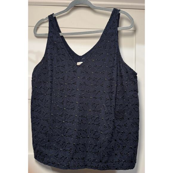 A New Day Navy Blue Lined with Contrasting Black Eyelet Tank Top Size XL - Picture 2 of 13